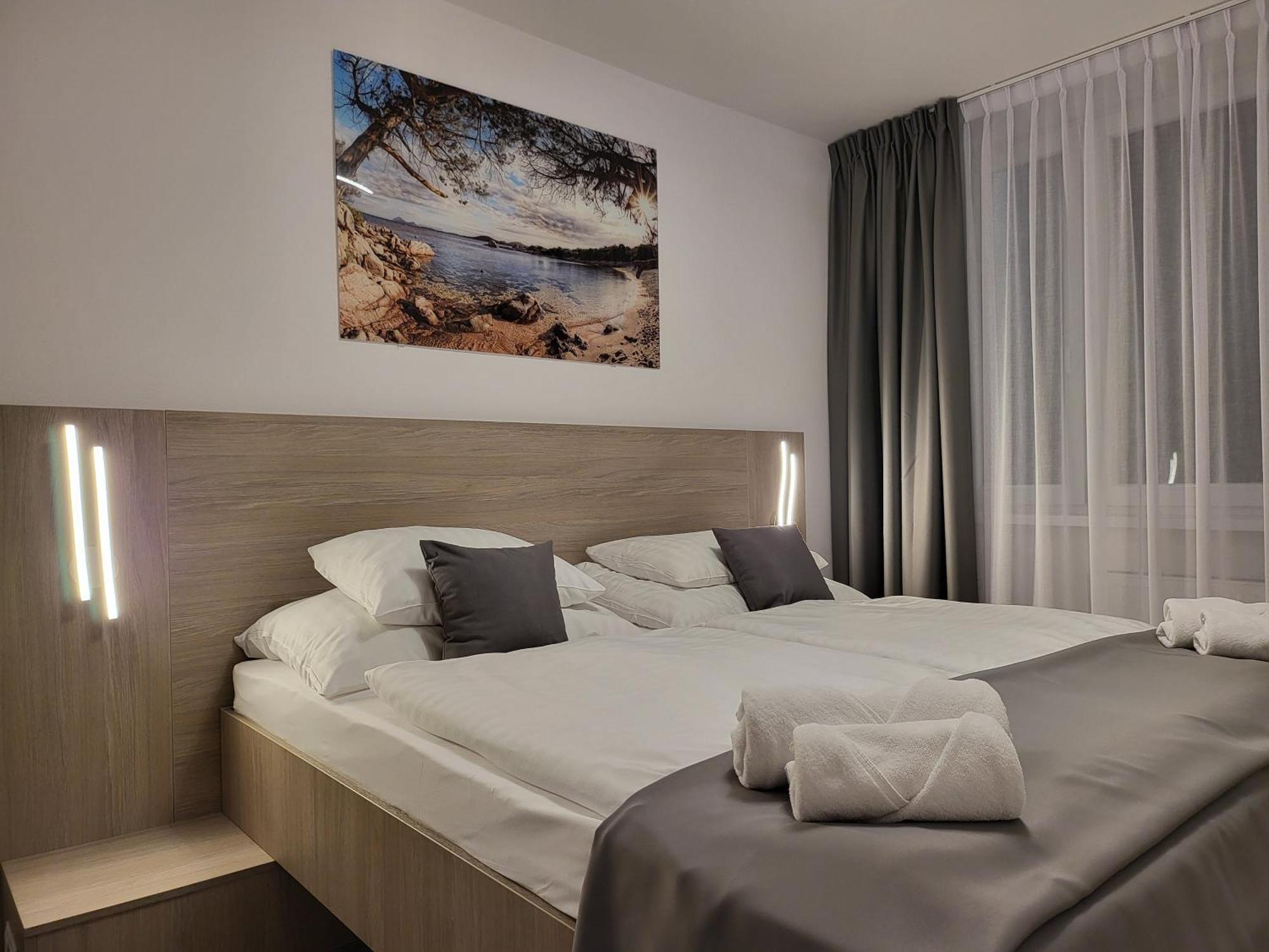 Hotel Crystal Kosice Ngoại thất bức ảnh