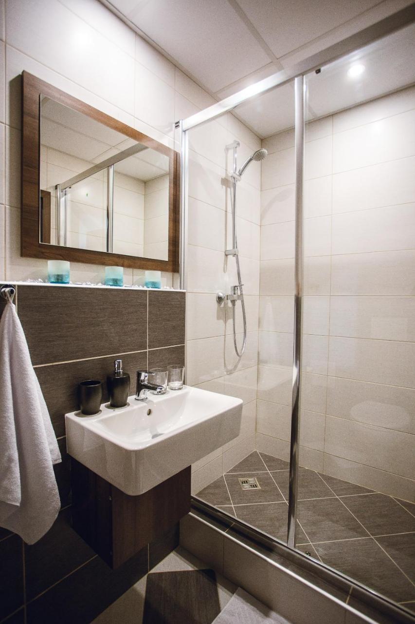 Hotel Crystal Kosice Ngoại thất bức ảnh