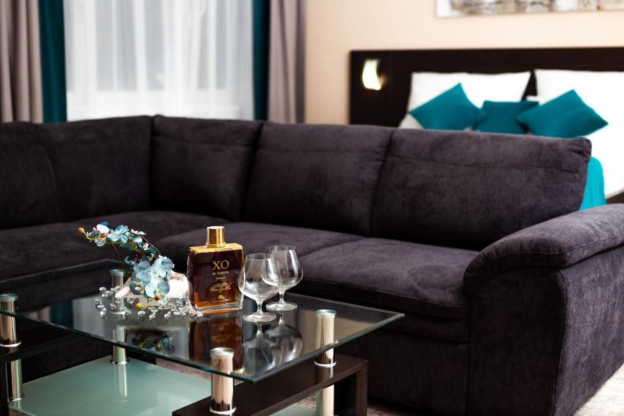 Hotel Crystal Kosice Ngoại thất bức ảnh